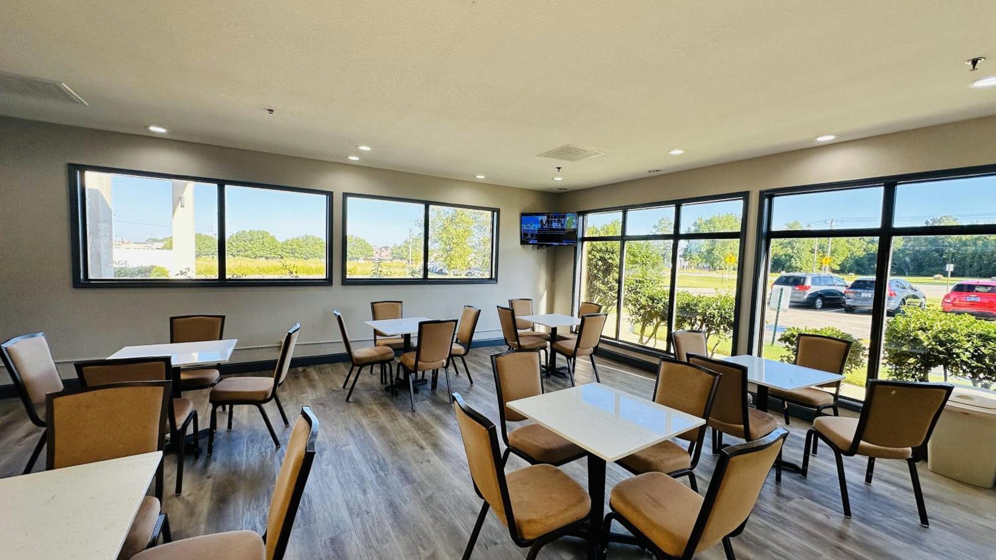Days Inn & Suites By Wyndham Wynne Exteriör bild
